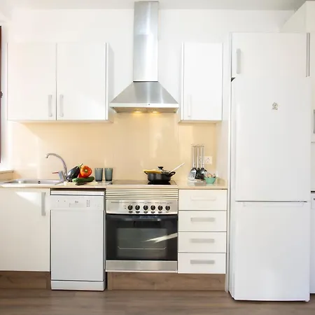 Apartment Singularstays Center