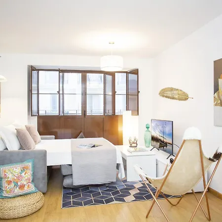 Apartment Singularstays Center