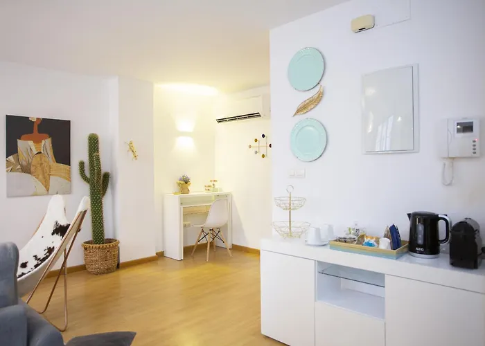 Singularstays Center Appartamento