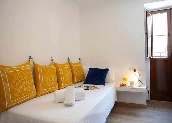 Appartamento Singularstays Center *