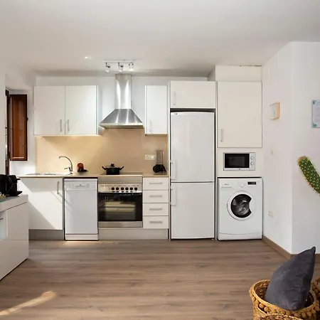 Apartament Singularstays Center *